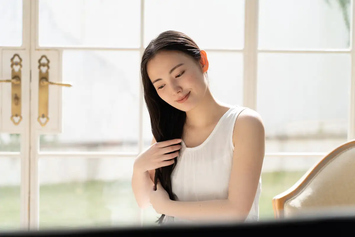 心を奪う美人のサラ髪